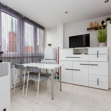 Seaside Comfort By Bookinghost